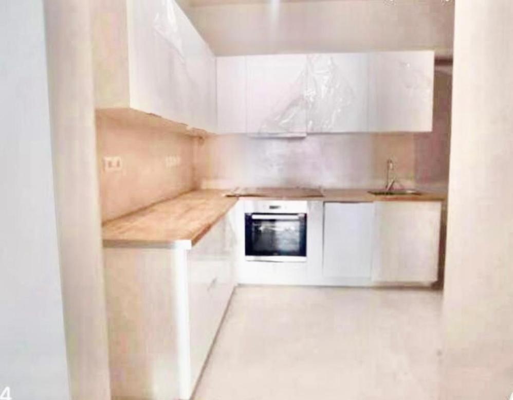 Economy Shared Apartment D In Central アテネ エクステリア 写真